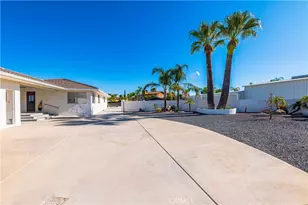 22475 Loch Lomond Dr, Canyon Lake, CA 92587 - Photo 14