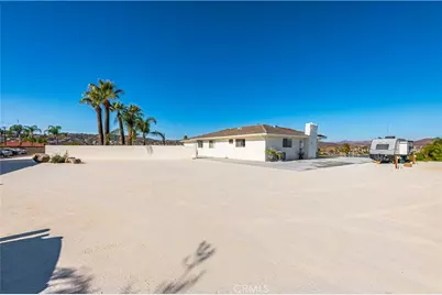 22475 Loch Lomond Drive, Canyon Lake, CA 92587 - Photo 4