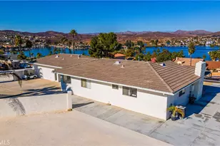 22475 Loch Lomond Dr, Canyon Lake, CA 92587 - Photo 6
