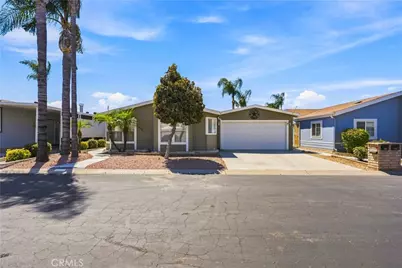 1250 N Kirby #207, Hemet, CA 92545 - Photo 2