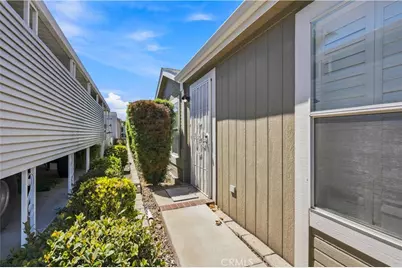 1250 N Kirby #207, Hemet, CA 92545 - Photo 4