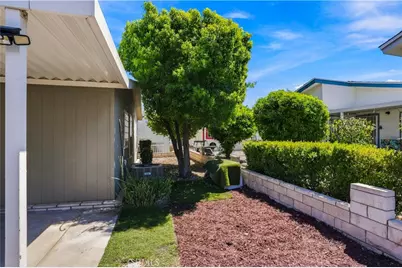 1250 N Kirby #207, Hemet, CA 92545 - Photo 28