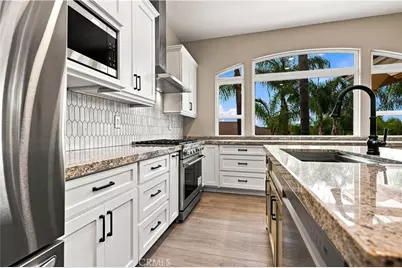 22330 Village Way, Canyon Lake, CA 92587 - Photo 20