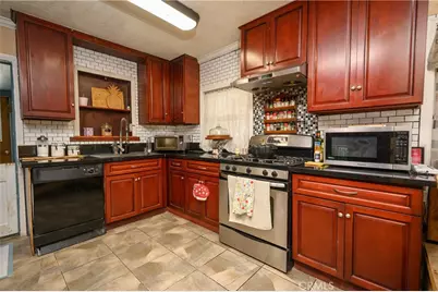 725 W Ralston Street, Ontario, CA 91762 - Photo 6