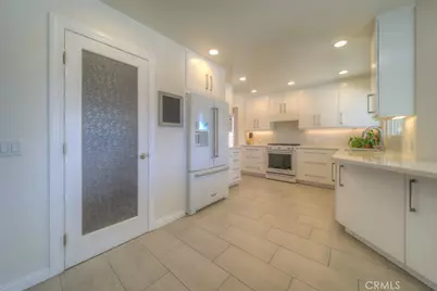 890 W 21 Street, Upland, CA 91784 - Photo 4