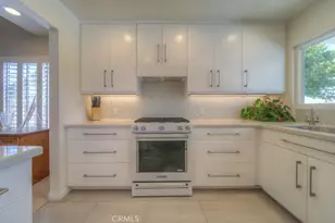 890 W 21st St, Upland, CA 91784 - Photo 24