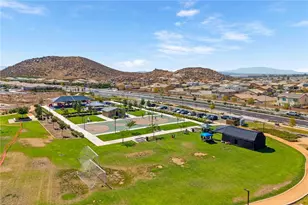 27204 Oncore, Menifee, CA 92585 - Photo 36