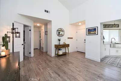 31569 Corte Salinas, Temecula, CA 92592 - Photo 2