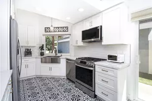 31569 Corte Salinas, Temecula, CA 92592 - Photo 4