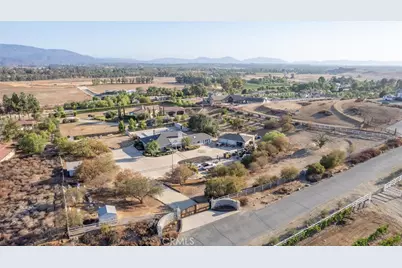 36493 Summitville, Temecula, CA 92592 - Photo 22