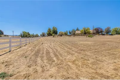 41810 Lakefront Drive, Aguanga, CA 92536 - Photo 14