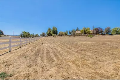 41810 Lakefront Drive, Aguanga, CA 92536 - Photo 14