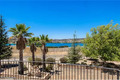 41810 Lakefront Drive, Aguanga, CA 92536 - Photo 4