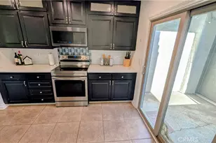 29272 Via Frontera, Murrieta, CA 92563 - Photo 10