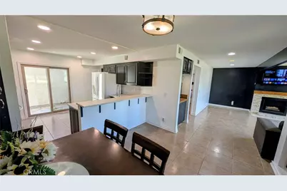 29272 Via Frontera, Murrieta, CA 92563 - Photo 8