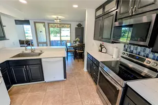 29272 Via Frontera, Murrieta, CA 92563 - Photo 12