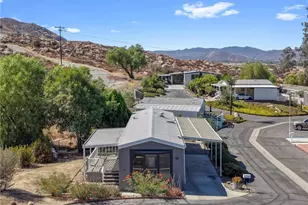 1700 S State, Hemet, CA 92543 - Photo 38