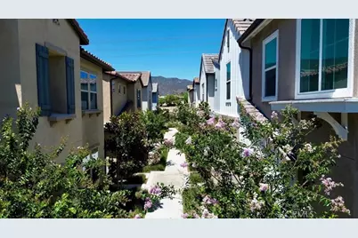 16008 Jamie Lane #2, Fontana, CA 92336 - Photo 2