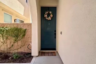 16008 Jamie Ln, Fontana, CA 92336 - Photo 8