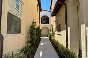 16008 Jamie Ln, Fontana, CA 92336 - Photo 6