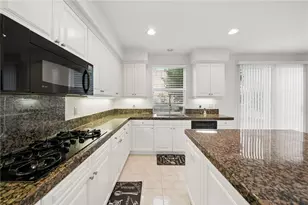 29709 Masters Dr, Murrieta, CA 92563 - Photo 12