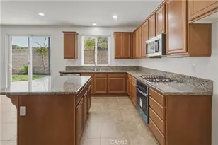 44965 Checkerbloom, Temecula, CA 92592 - Photo 2