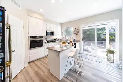 30940 Branford, Temecula, CA 92591 - Photo 2