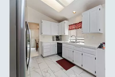 40172 Corte Peralta, Murrieta, CA 92562 - Photo 14