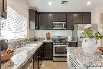 29306 Linden Place, Lake Elsinore, CA 92530 - Photo 4