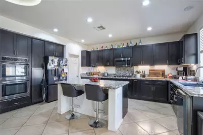 1705 Beacon Court, San Jacinto, CA 92582 - Photo 8