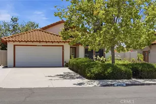 40050 Calle Yorba Vista, Murrieta, CA 92562 - Photo 2