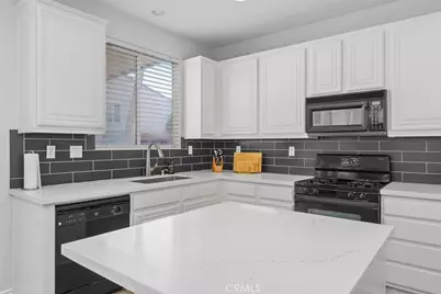 34596 Sourwood, Winchester, CA 92596 - Photo 12