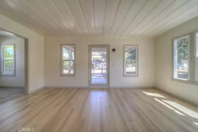 33189 Schaper Street, Lake Elsinore, CA 92530 - Photo 2