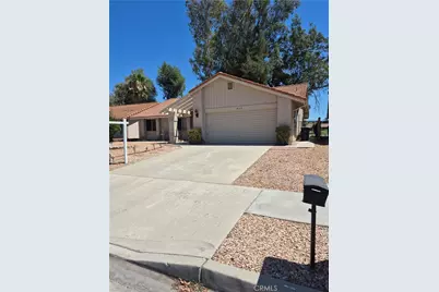 1925 Silver Oak Way, Hemet, CA 92545 - Photo 2