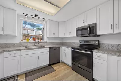 24432 Calle Tassjara, Murrieta, CA 92562 - Photo 22