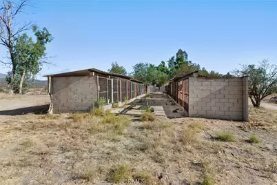 32305 Red Mountain, Hemet, CA 92544 - Photo 48