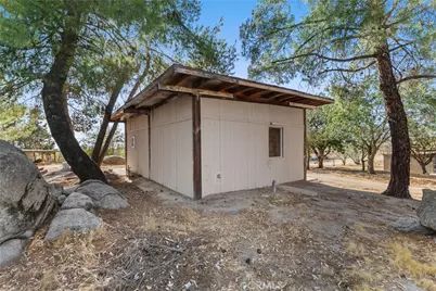 32305 Red Mountain, Hemet, CA 92544 - Photo 42
