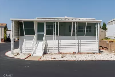 301 E Foothills Boulevard #143, Pomona, CA 91767 - Photo 2