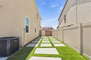 280 Berrybush, Hemet, CA 92543 - Photo 30