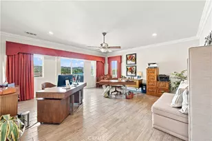 22330 Canyon Lake Dr, Canyon Lake, CA 92587 - Photo 14