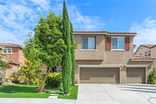 30532 Hollybrooke Ln, Murrieta, CA 92563 - Photo 2