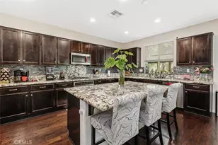 30532 Hollybrooke Ln, Murrieta, CA 92563 - Photo 10