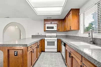 402 S Harvard Street, Hemet, CA 92543 - Photo 14