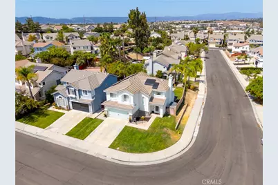 39223 Devotion Lane, Murrieta, CA 92563 - Photo 2