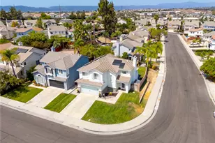 39223 Devotion Ln, Murrieta, CA 92563 - Photo 2