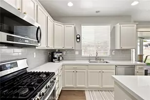 39223 Devotion Ln, Murrieta, CA 92563 - Photo 12