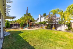 39223 Devotion Ln, Murrieta, CA 92563 - Photo 6