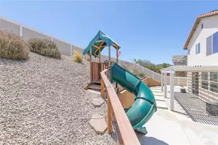 24857 Butterchurn, Wildomar, CA 92595 - Photo 34