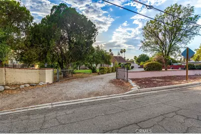 161 N Cornell, Hemet, CA 92544 - Photo 10