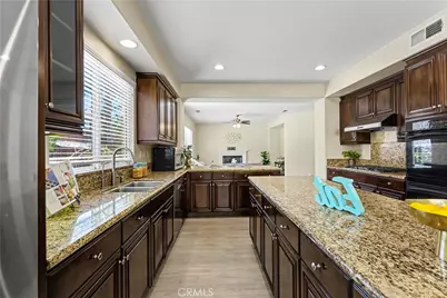 29535 Hyperion, Murrieta, CA 92563 - Photo 8